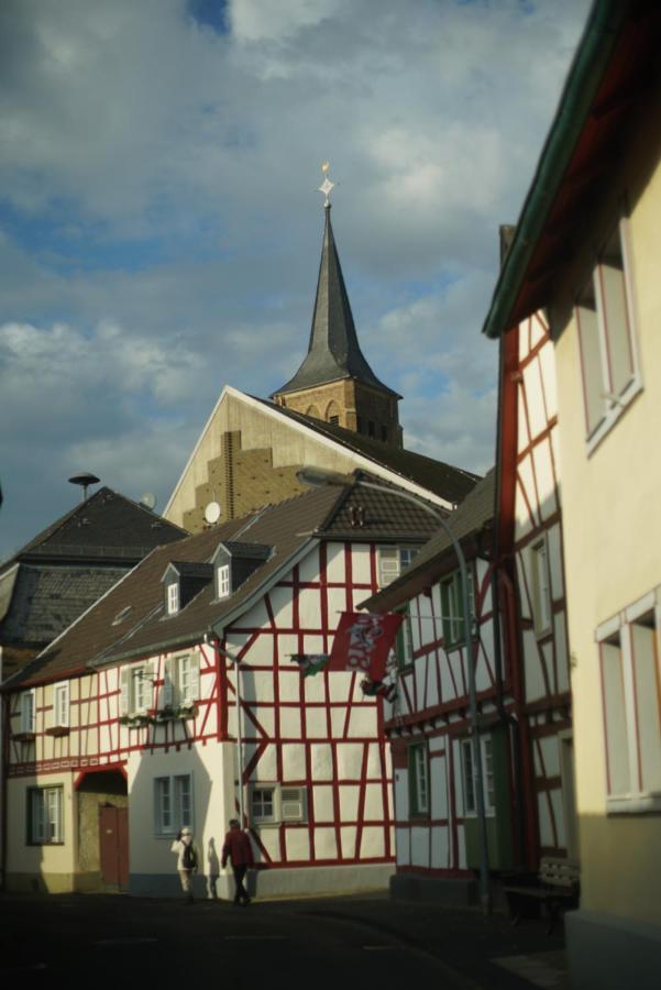 Ferienwohnung Ahrtalblick Sinzig Exterior foto